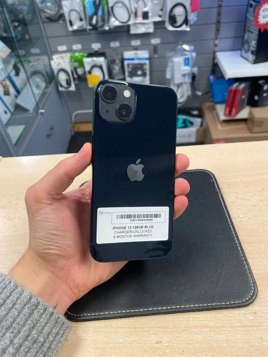 IPhone 13 128gb blue unlocked - Image 1