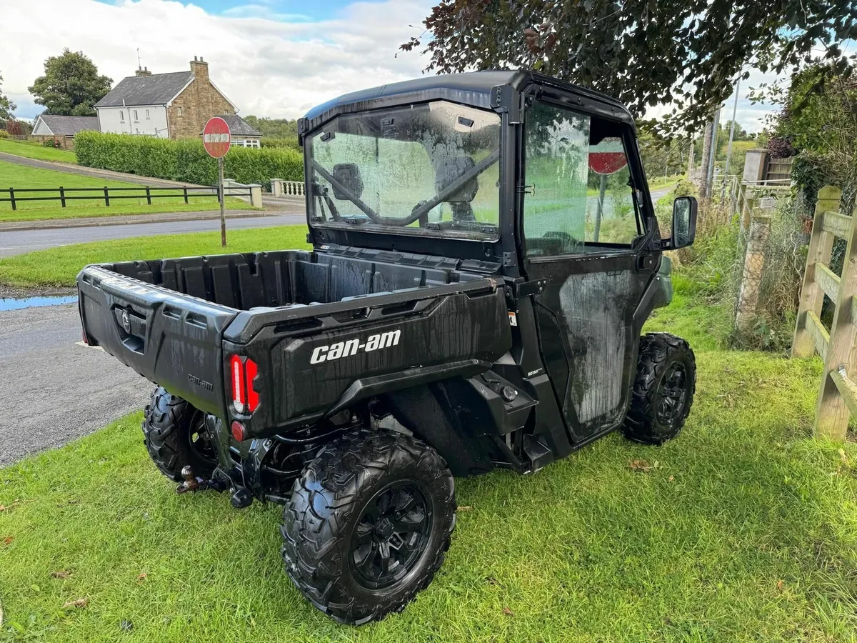 2023 Can Am Hd9 Traxter Only 700hrs - Image 4