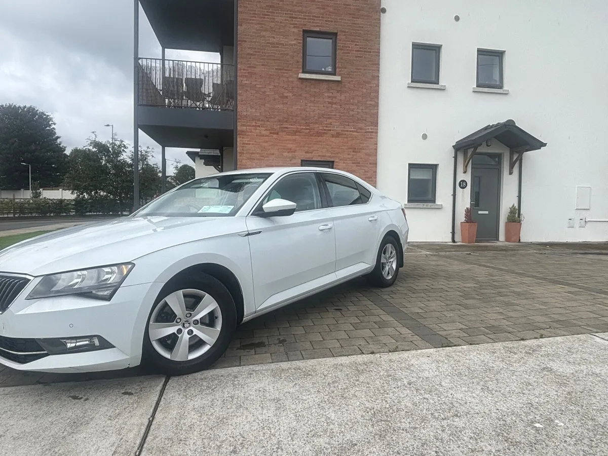 2017 Skoda Superb 2.0 TDI 150 bhp business, editio - Image 2