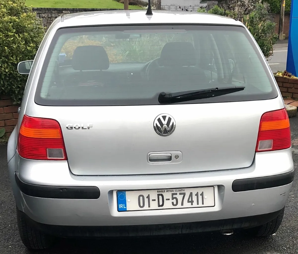 Volkswagen Golf 2001 - Image 1