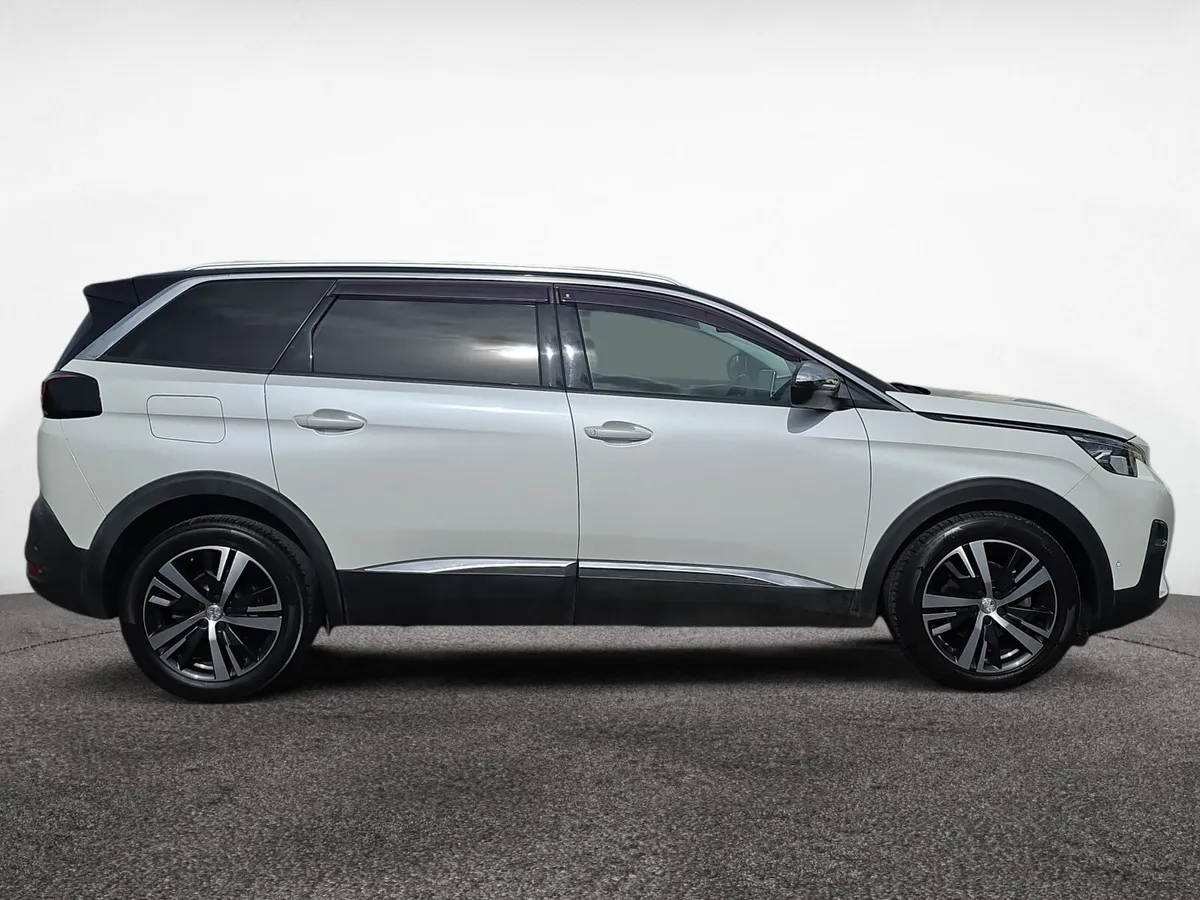Peugeot 5008 Automatic - Image 4