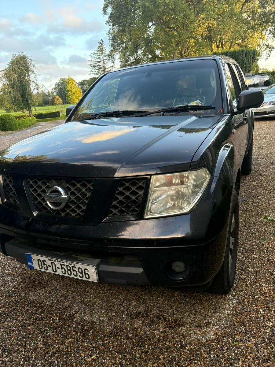Nissan Pathfinder 2005 - Image 1