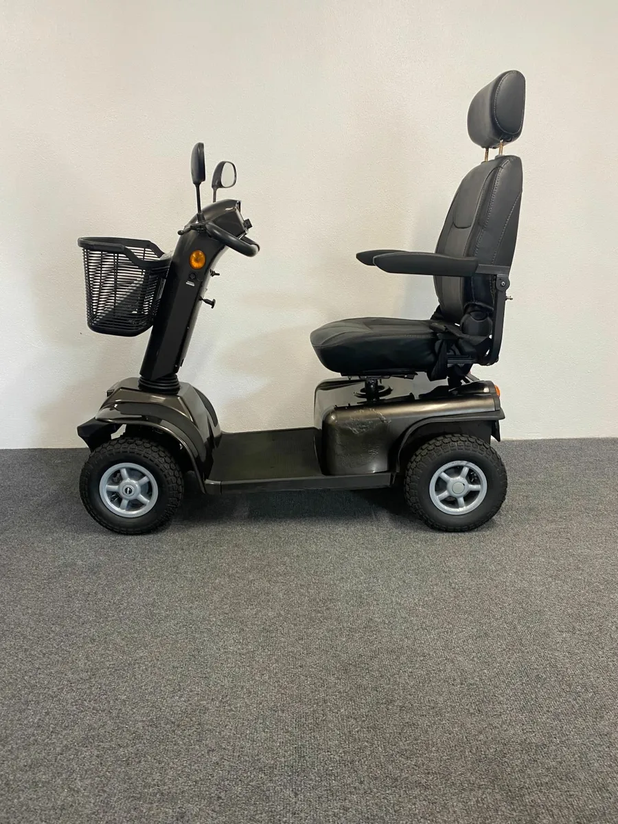 Pre-Owned Omega 8 Mobility Scooter - Image 2