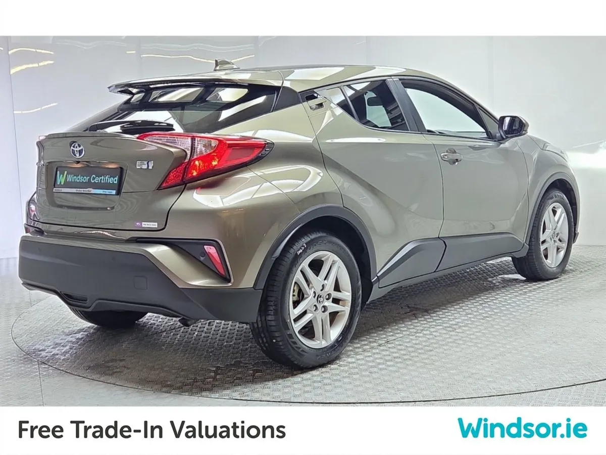 Toyota C-HR Hybrid S - Image 3