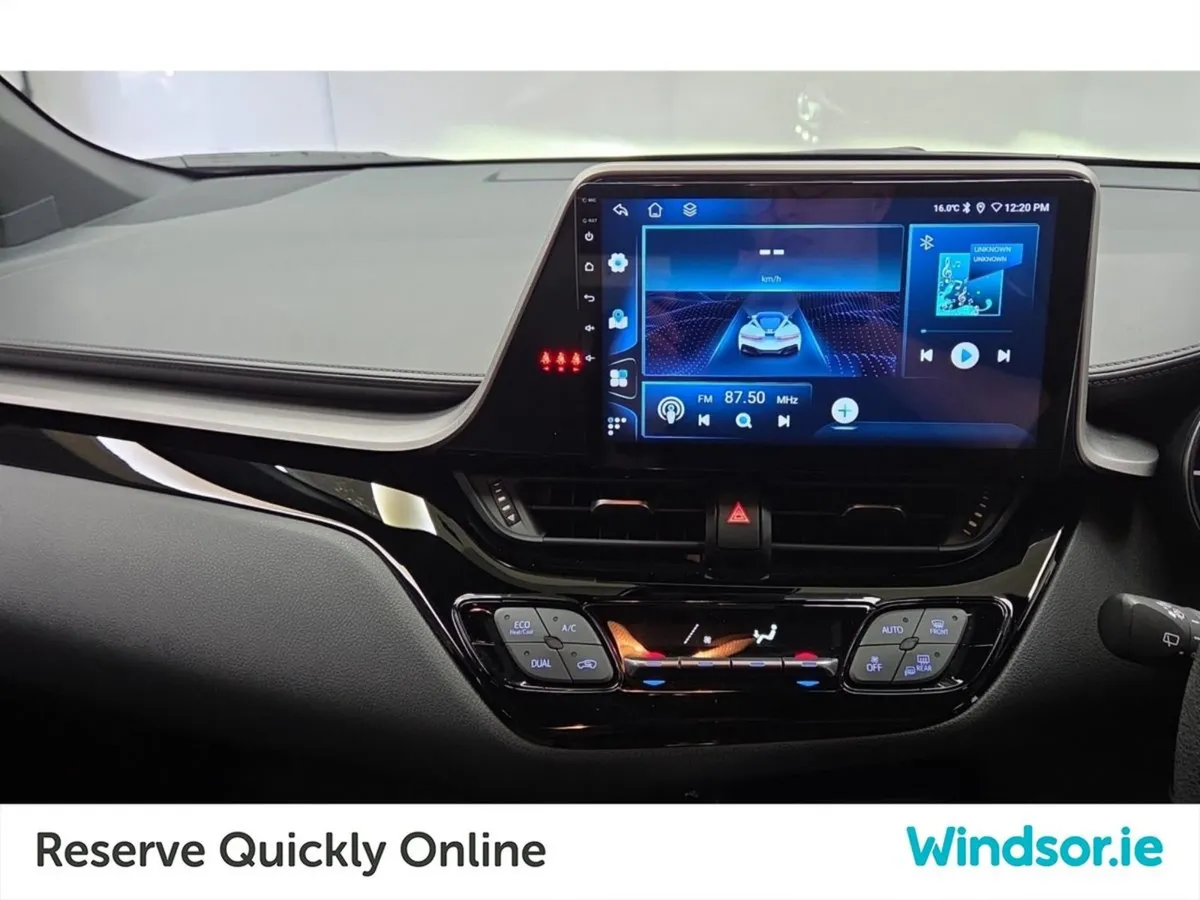 Toyota C-HR Hybrid S - Image 4