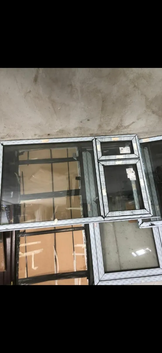 PVC tripe glaze Windows black - Image 3