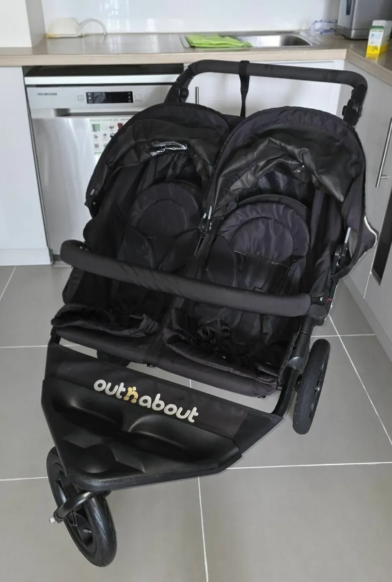 Out N About Double with footmuff shopping basket - Image 3