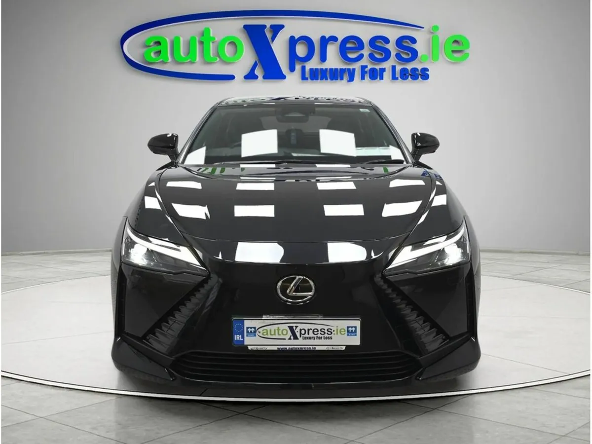 Lexus RZ 450E PREMIUM PLUS, 360 Reversing camera - Image 3
