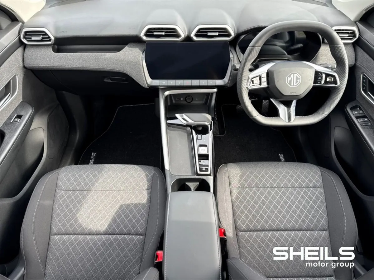 MG ZS Excite HEV - Image 3