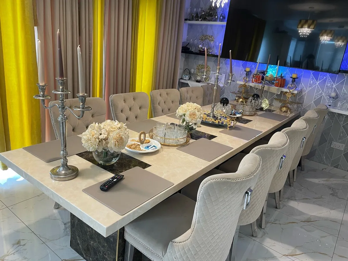 Marble tables - Image 1