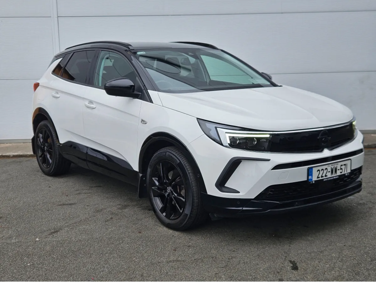 Opel Grandland SRI 1.2 130PS - Image 1