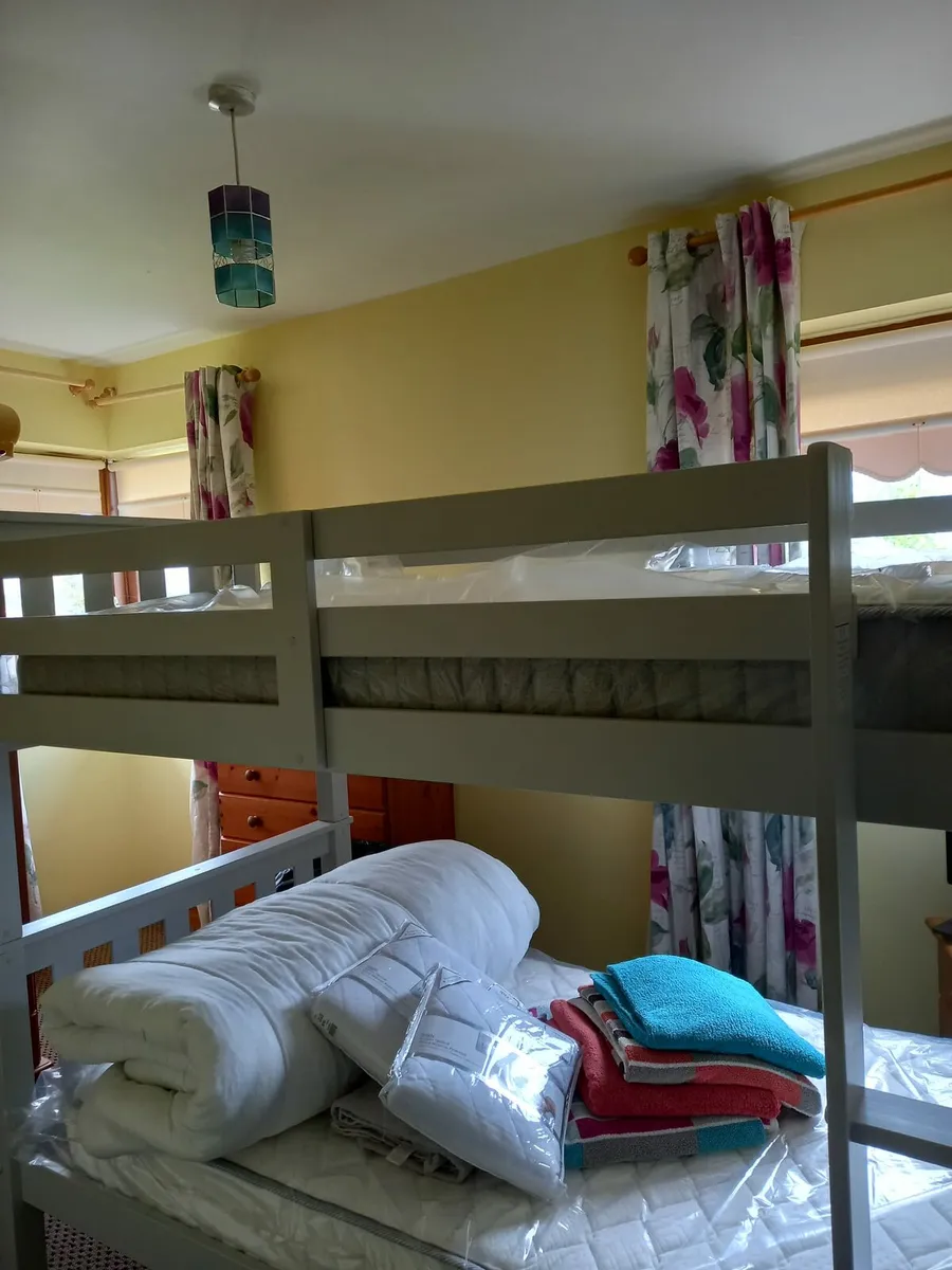Bunker beds - Image 1