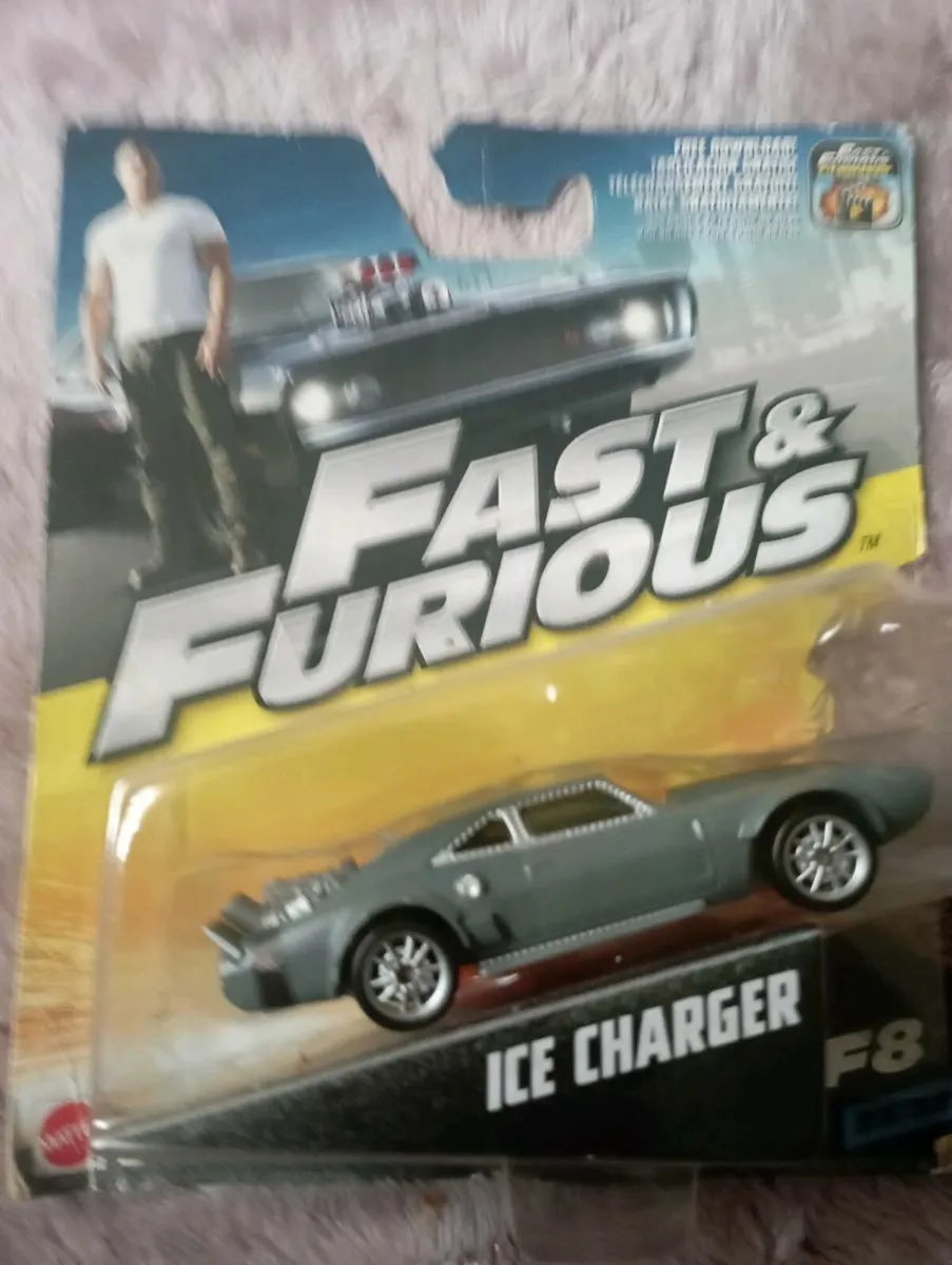FAST AND FURIOUS FILM MAKER GREY AND RED - Image 2