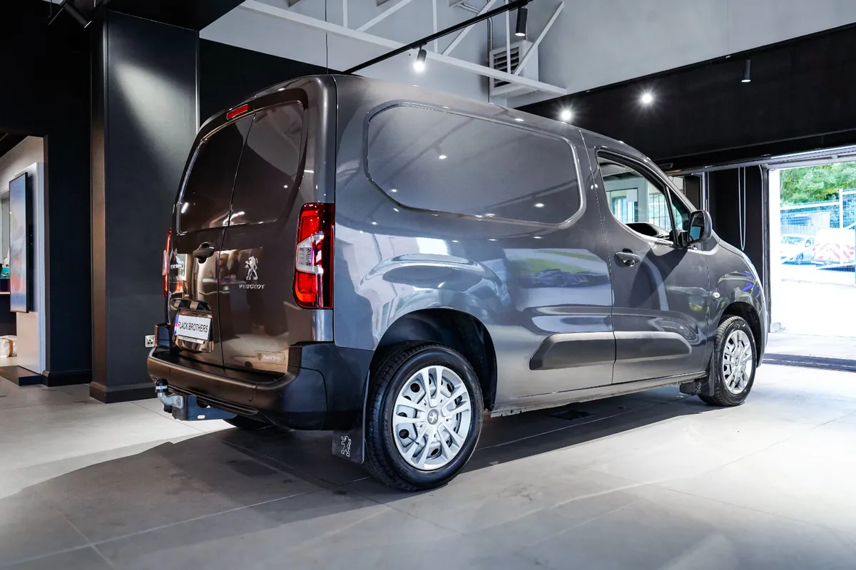 2024 Peugeot Partner Active Plus 1.5 HDI 100 - Image 2