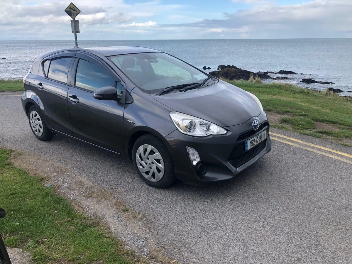 2015 toyota aqua automatic - Image 1
