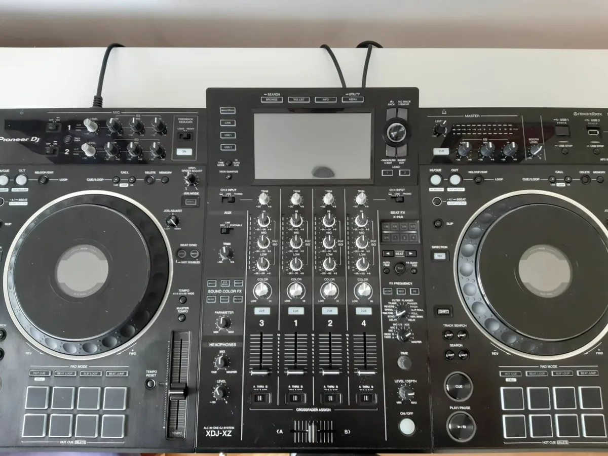 Pioneer XDJ-XZ - Image 2