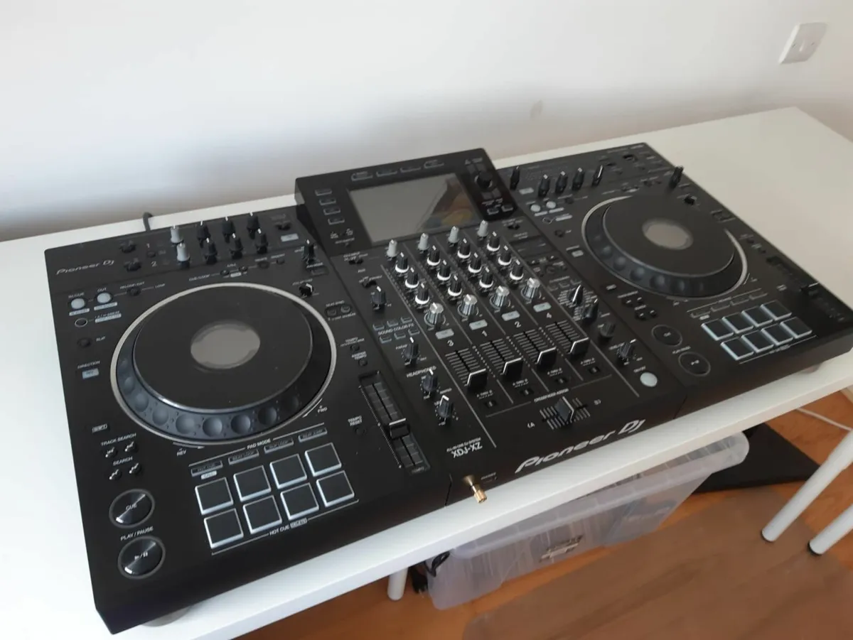 Pioneer XDJ-XZ - Image 4