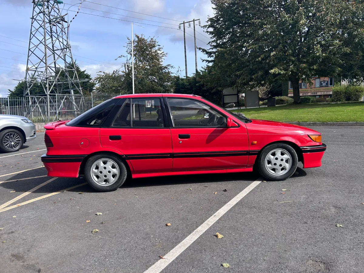 Mitsubishi Lancer 1992 - Image 3
