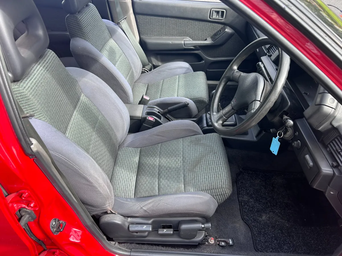 Mitsubishi Lancer 1992 - Image 4