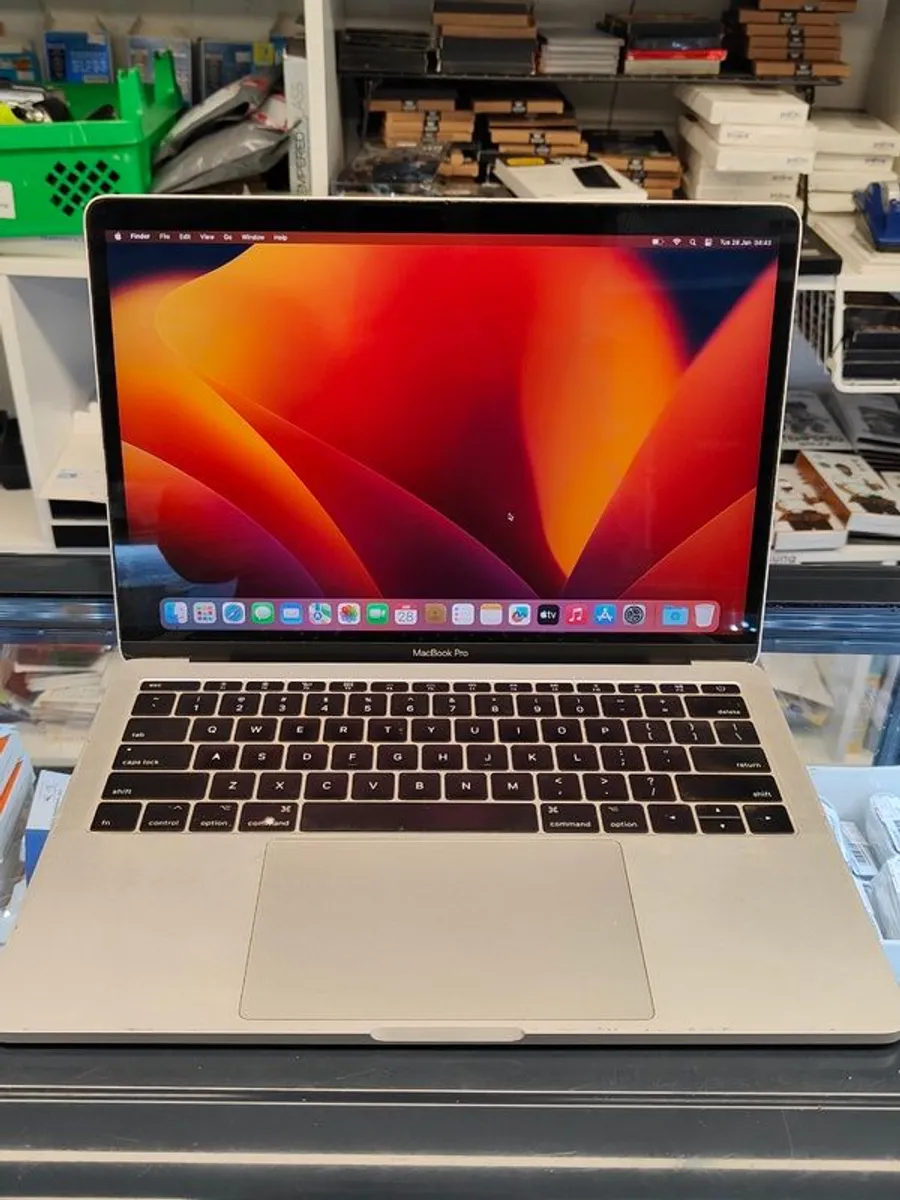 Apple MacBook Pro 13" 2017 Silver i7 2.5GHz 16GB 256GB SSD A1708 (Battery Cycle: 1041) - Image 1