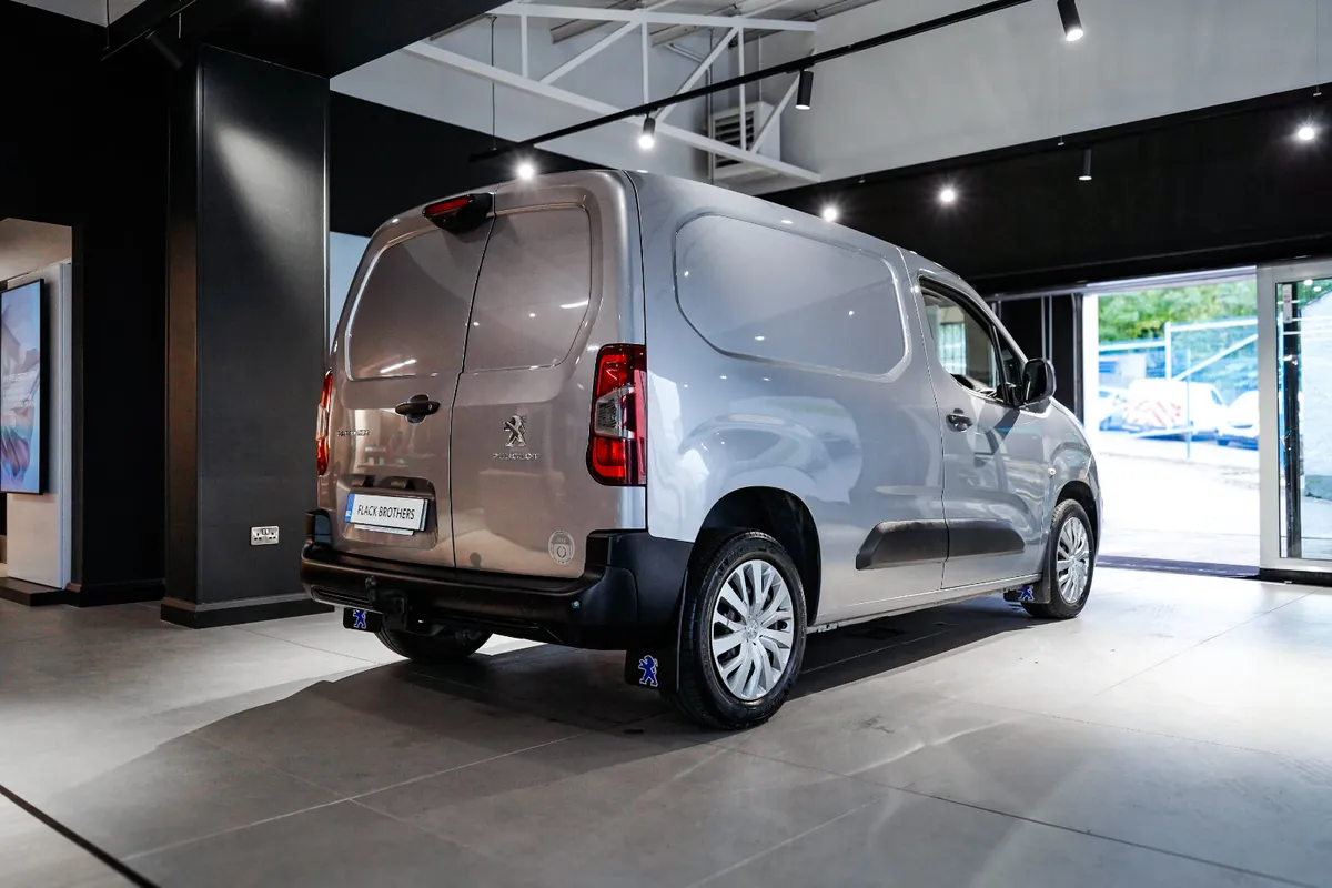 2019 Peugeot Partner Professional Plus 1.5 - Image 3