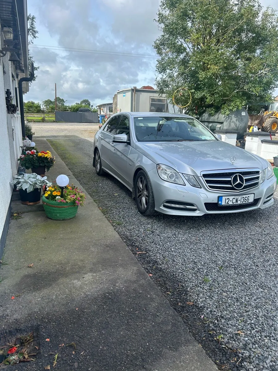 Mercedes - Image 1