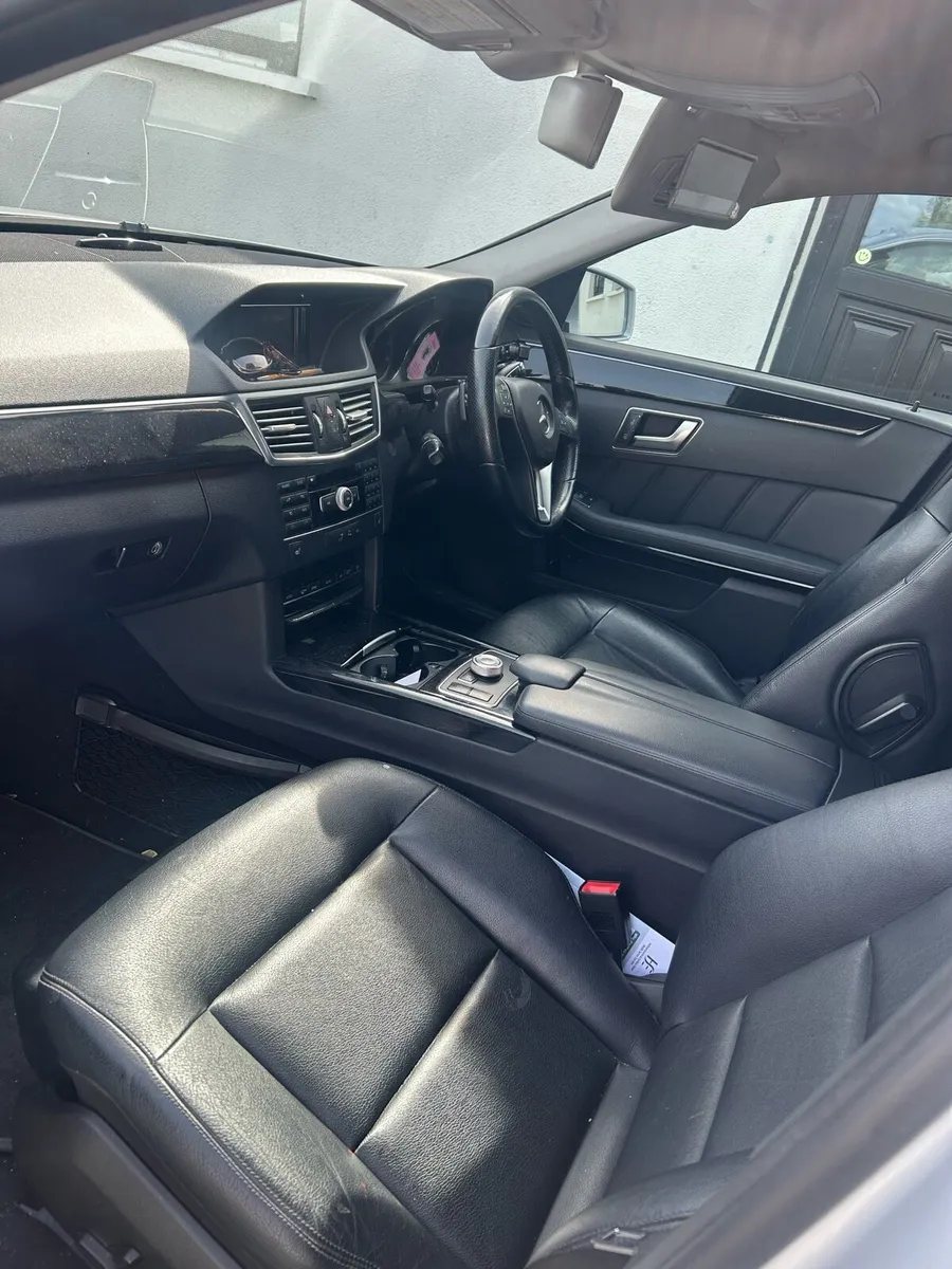 Mercedes - Image 4