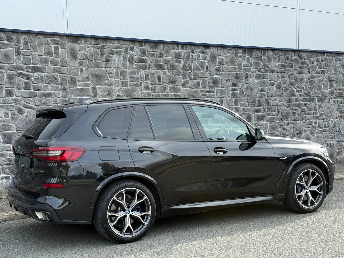 2022 BMW X5 M Sport Pro X-Drive 45E FSH - Image 3