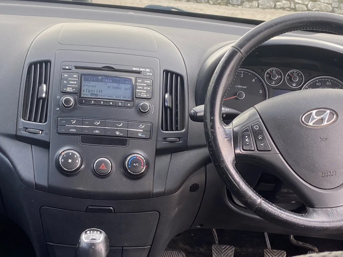 Hyundai i30 2010 - Image 4