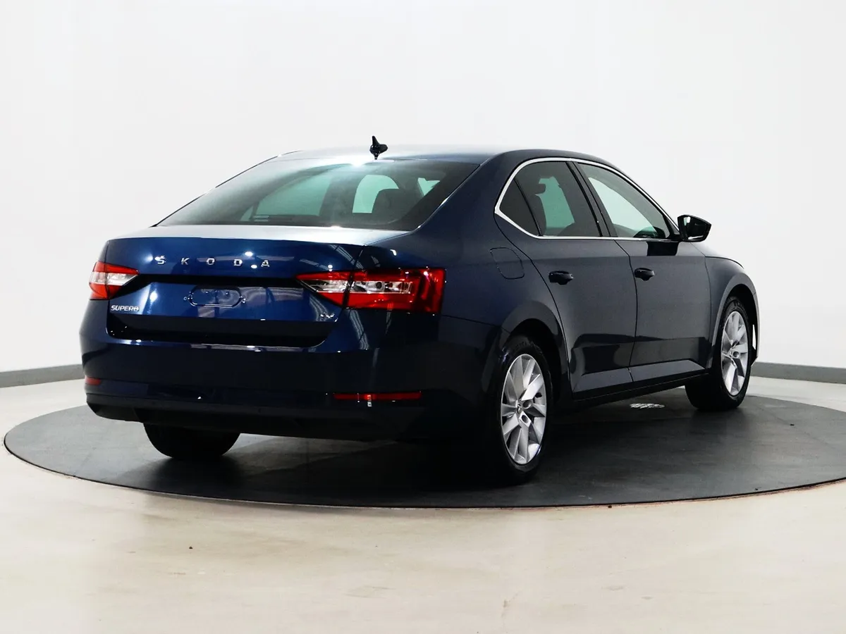 *68* 2021 Skoda Superb 1.4 se technology - Image 4