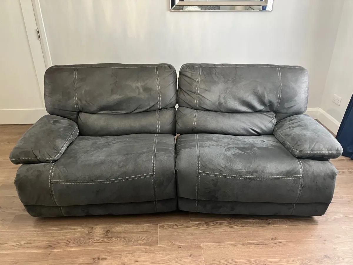 Couch - Image 3