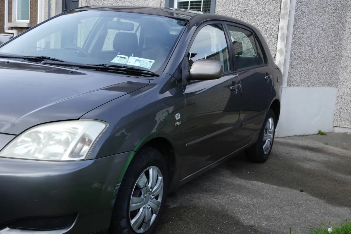 Toyota Corolla E12 2004 - Image 3
