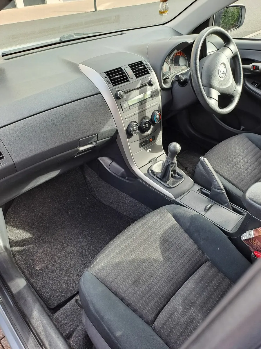 Toyota Corolla 2007 - Image 4