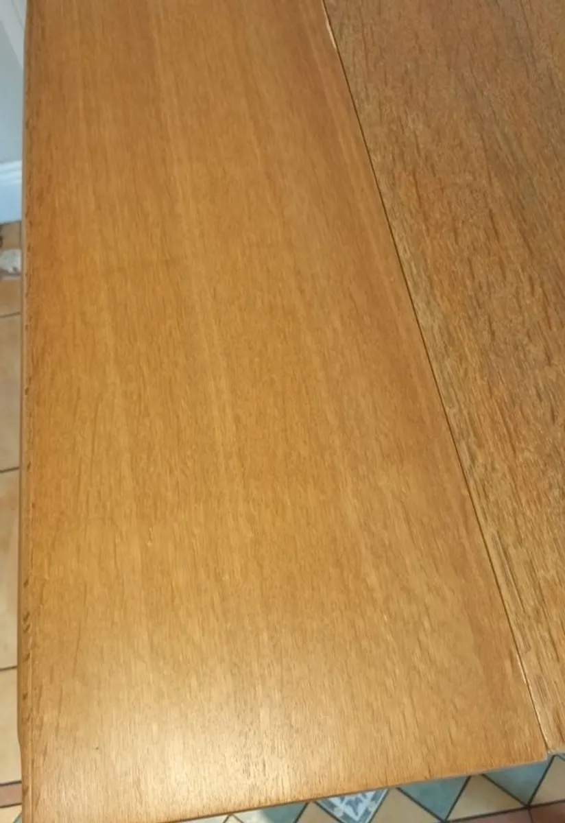 dining table - Image 4