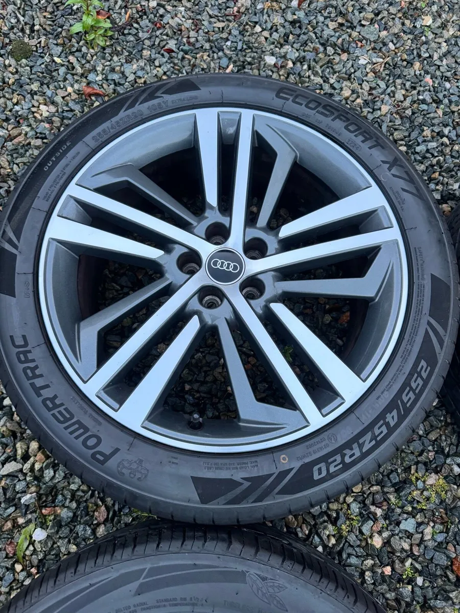 20’ GENUINE AUDI Q5 ALLOY WHEELS & TYRES - Image 2