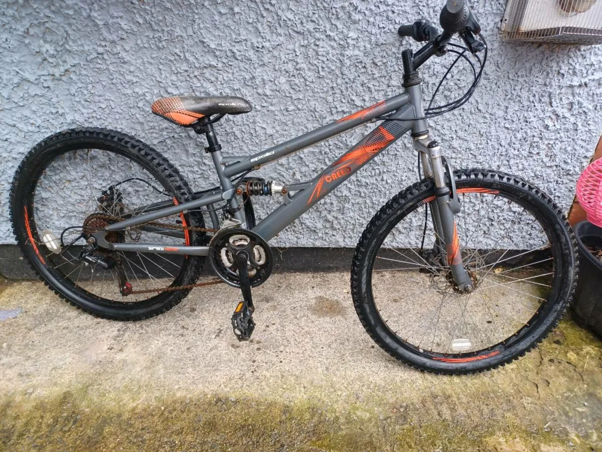 Apollo boys bike - Image 1