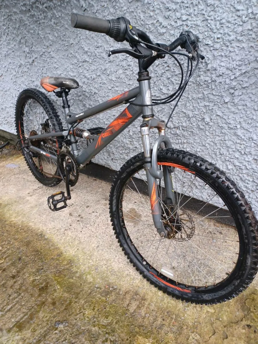 Apollo boys bike - Image 2