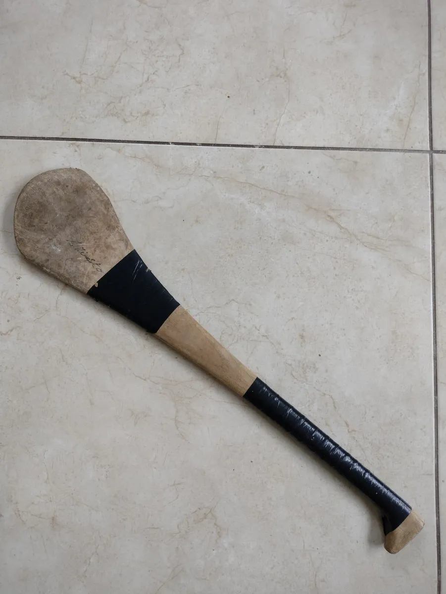 26" Hurley. - Image 2