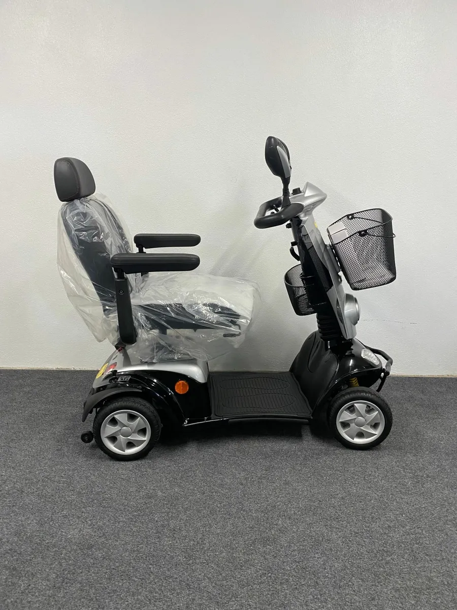 Ex-Demo Model Kymco Midi XLS Mobility Scooter - Image 2