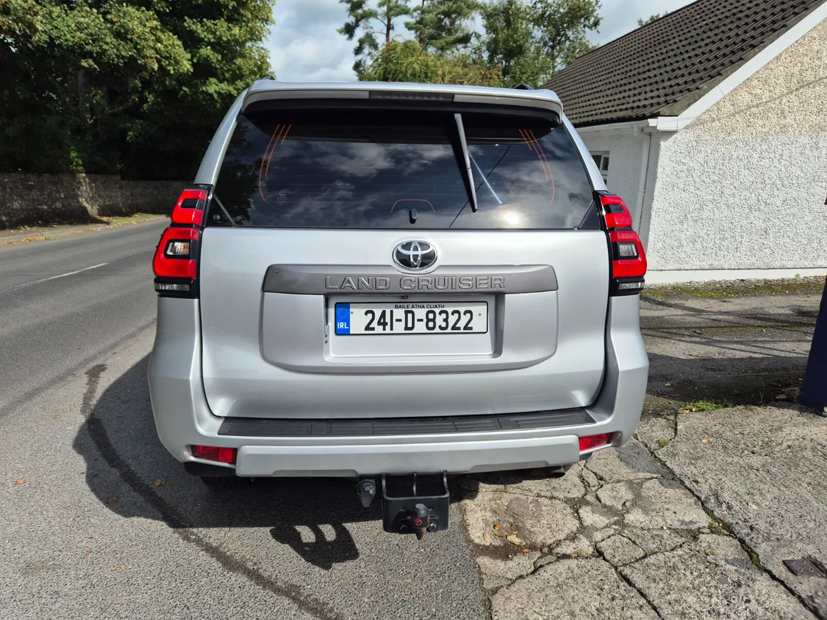 Toyota Land Cruiser 2024 - Image 4
