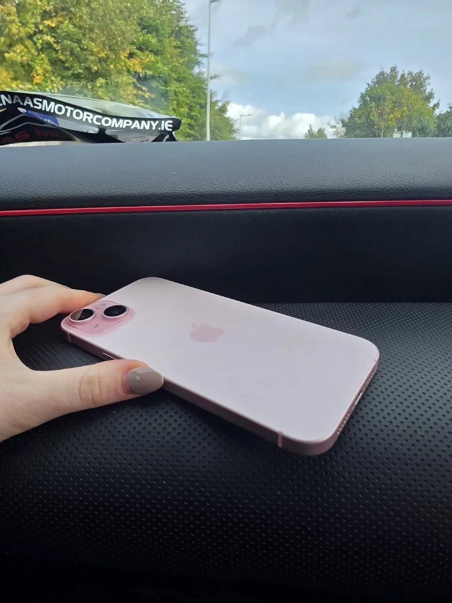 iPhone 15 plus pink 128gb - Image 1