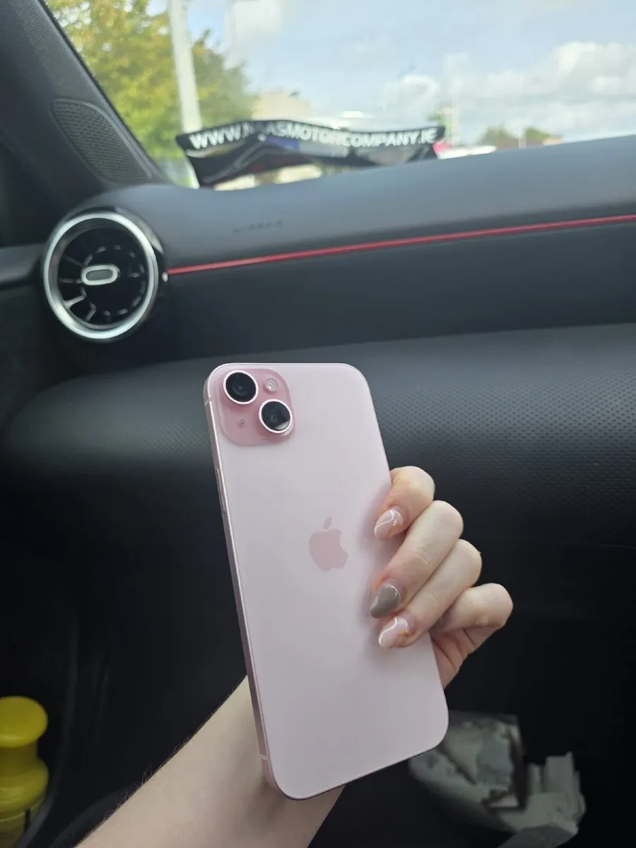 iPhone 15 plus pink 128gb - Image 4