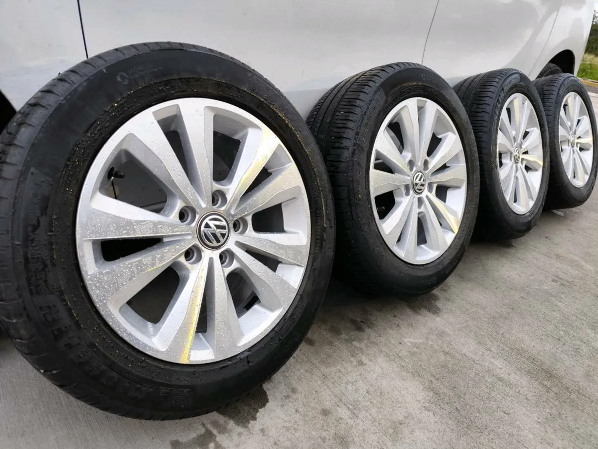 VW alloys. Immaculate. - Image 1