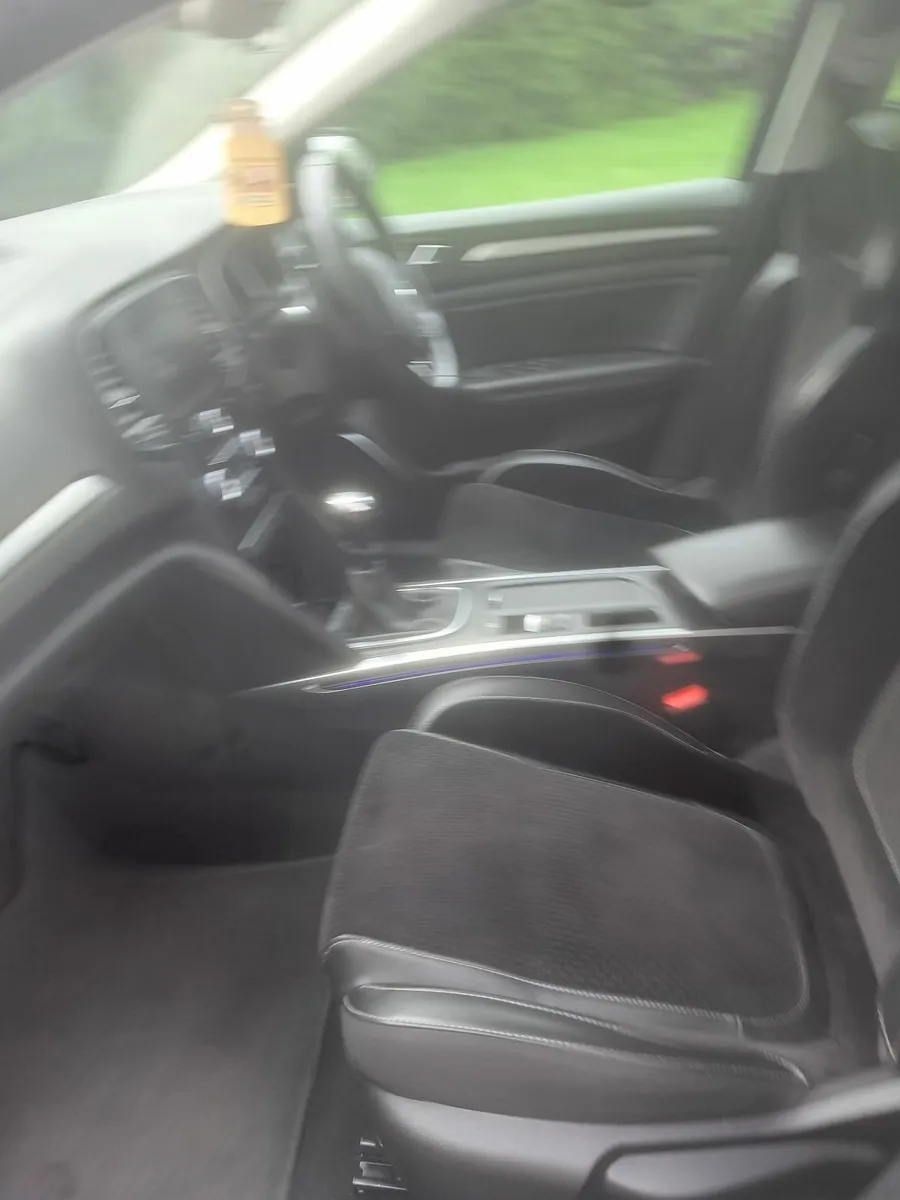 Renault Megane 2018 - Image 3