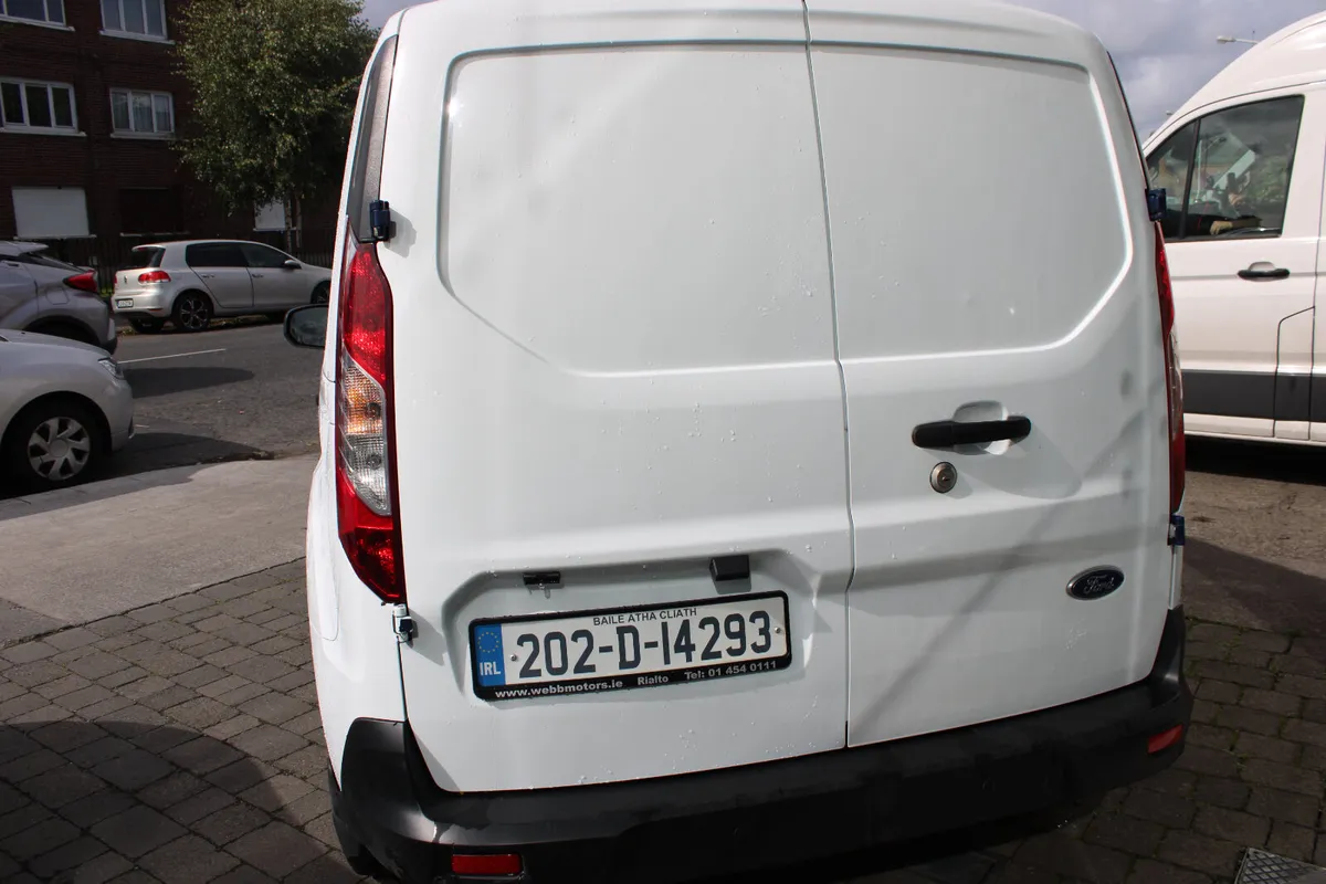 Ford Transit CONNECT 1.5 2020 - Image 4