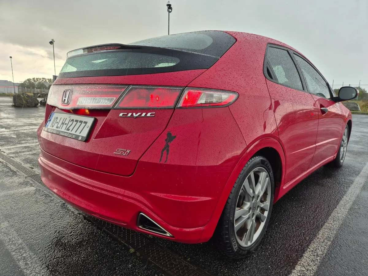 Honda Civic 2010 - Image 4