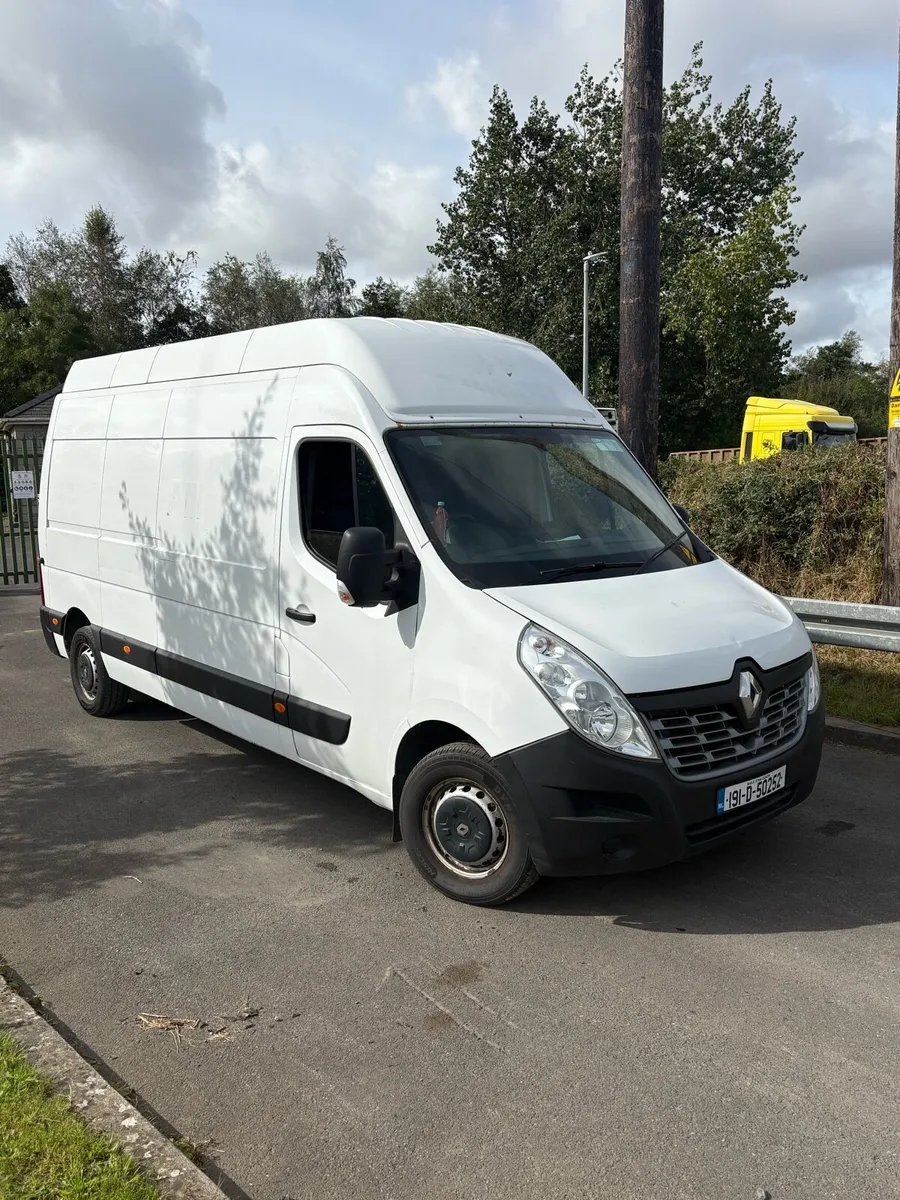 2019 Renault master extra high LWB Mint condition - Image 1