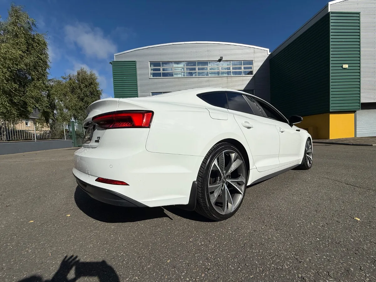 Audi A5 2.0 TDI SLINE Quatrro 190 BHP - Image 4