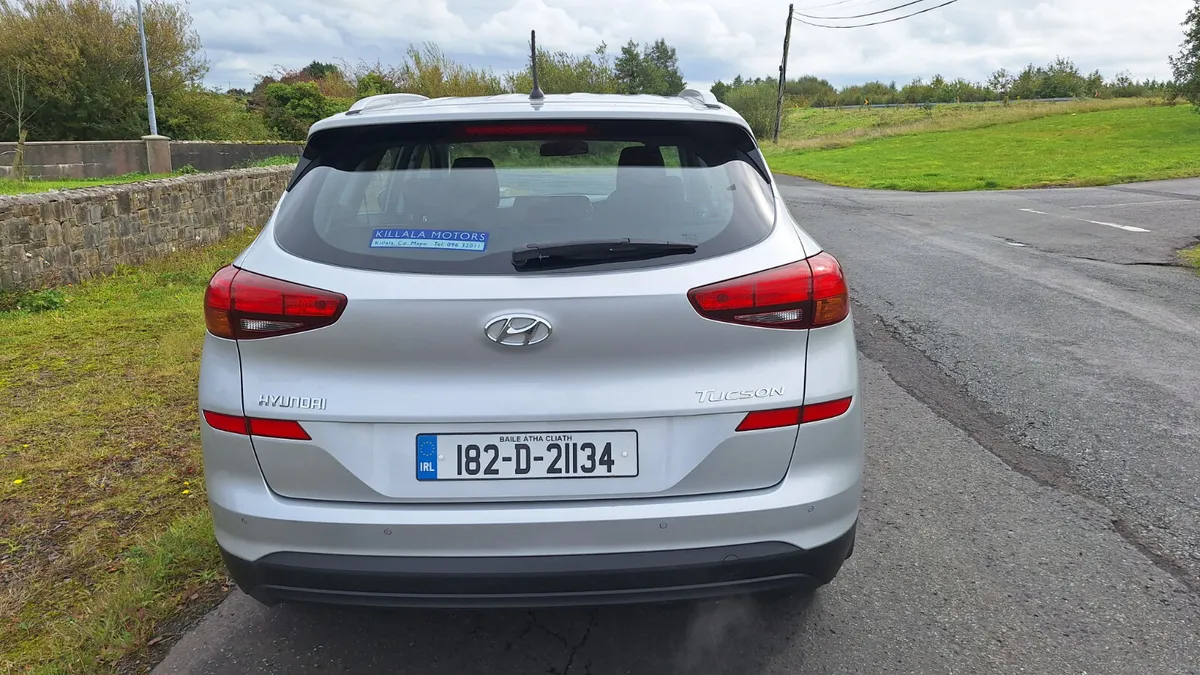 18 Hyundai Tucson Diesel - Image 4