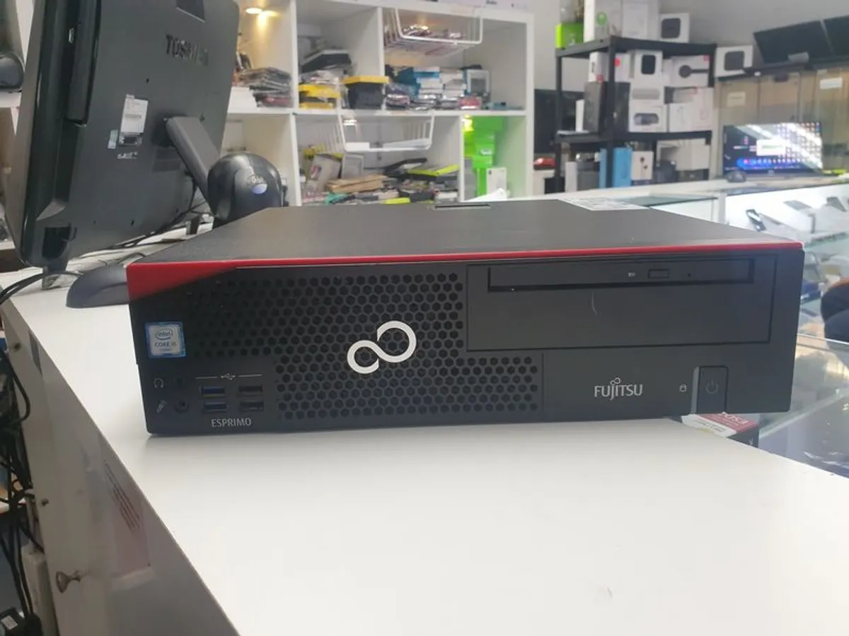 Fujitsu esprimo D556/2 E85 Windows 11, Intel i5-6400 2.70ghz 8GB RAM 256GB SSD - Image 3